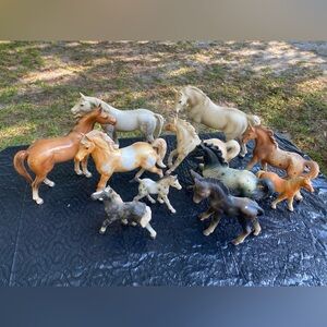 Lot of Vintage Ceramic Horse Figurines.